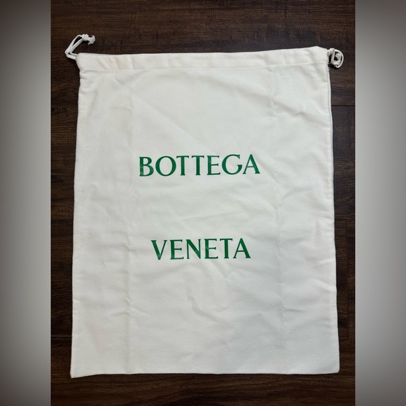 18x22” Bottega Veneta Dust Bag - Picture 1 of 4
